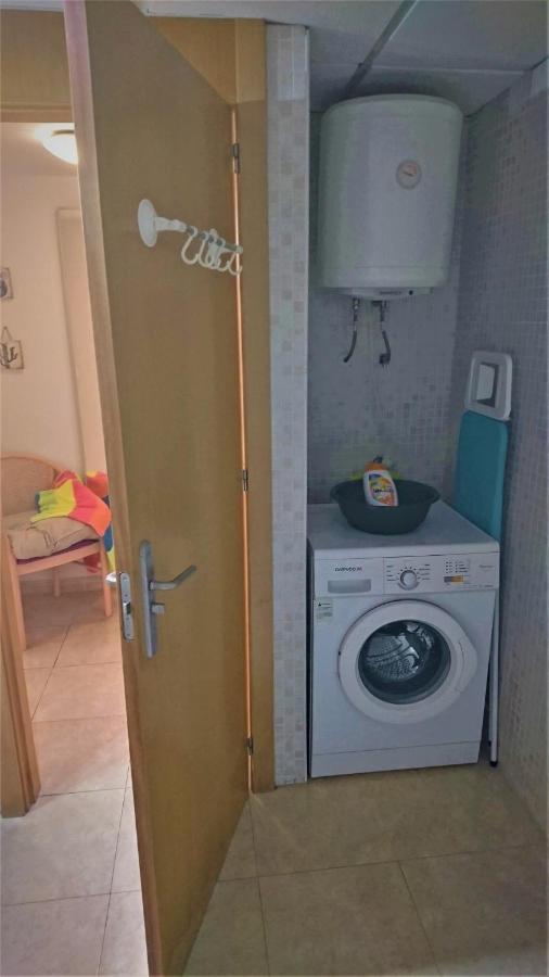 شقة Cerca Playa-Aa-Patio Privado لقنت المظهر الخارجي الصورة